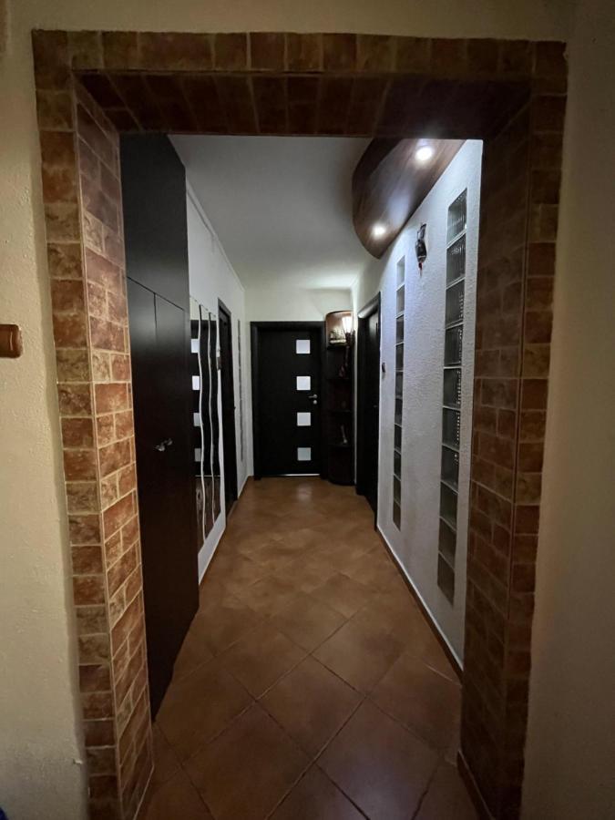 Modern Oasis With A Cozy Fireplace Your Stylish Apartment Minutes From Downtown Βουκουρέστι Εξωτερικό φωτογραφία